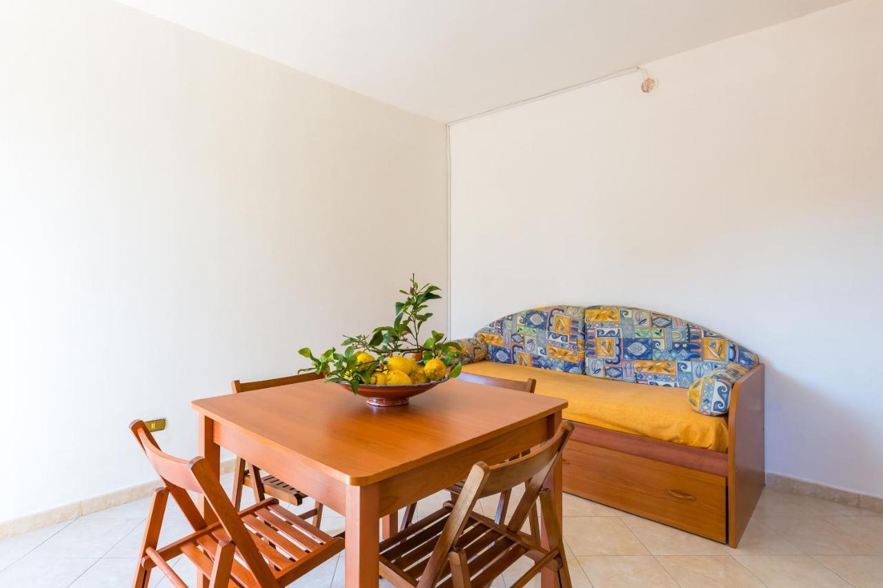 Relax Ad Ovest Appartamento Procida Esterno foto
