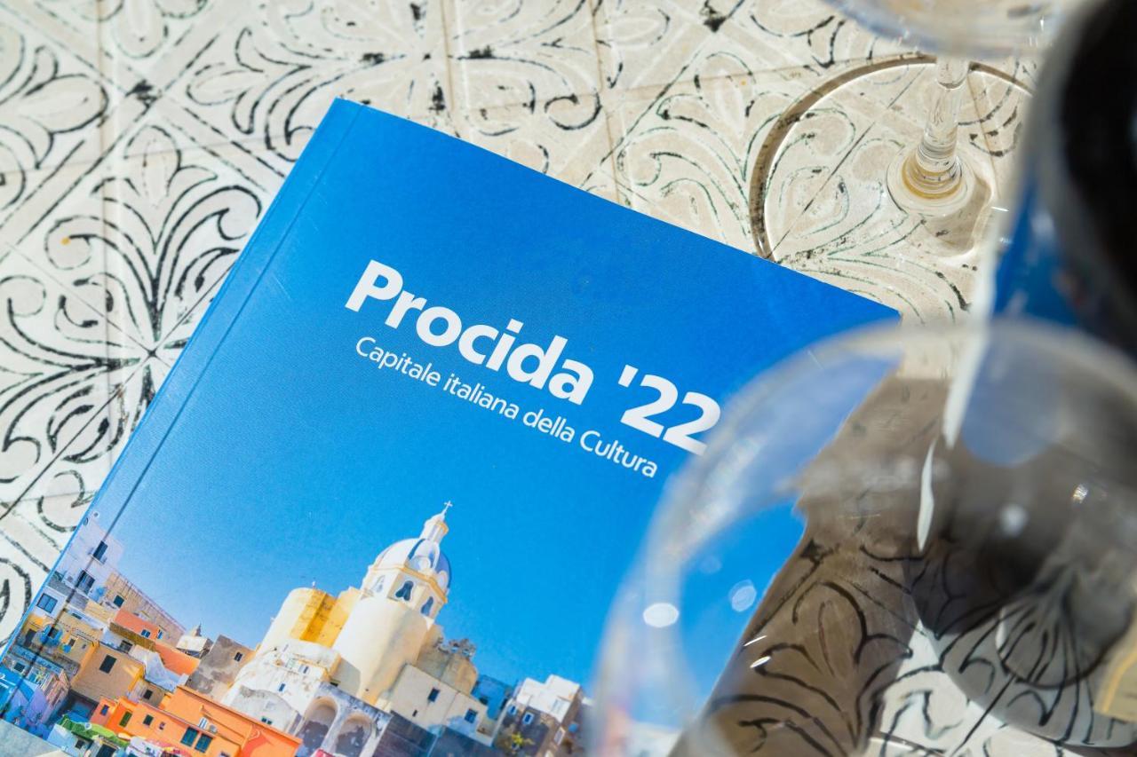 Relax Ad Ovest Appartamento Procida Esterno foto