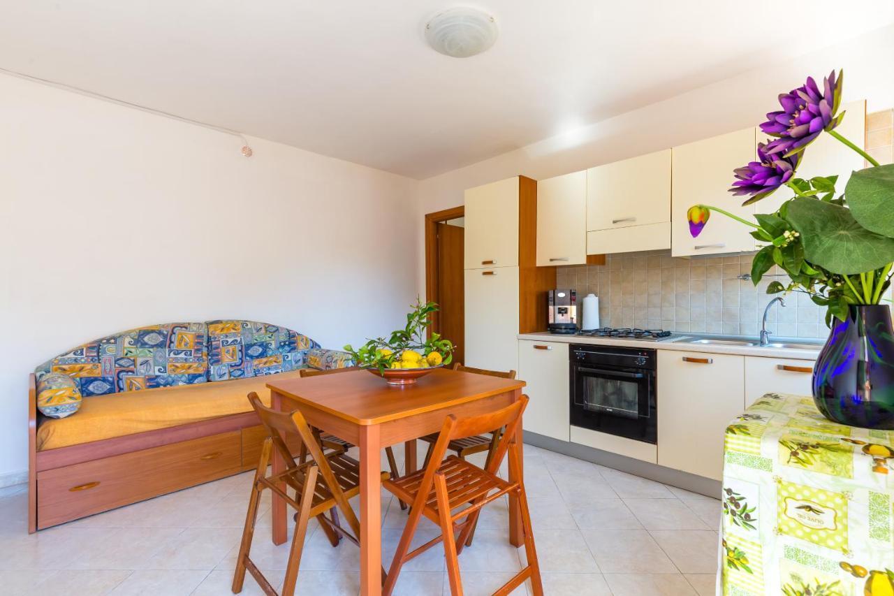 Relax Ad Ovest Appartamento Procida Esterno foto
