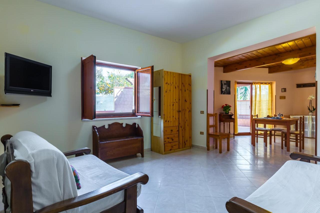 Relax Ad Ovest Appartamento Procida Esterno foto